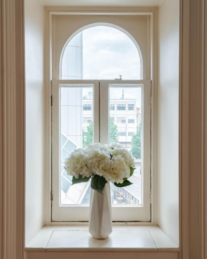Bright Space In The Heart Of London Apartment Exterior photo